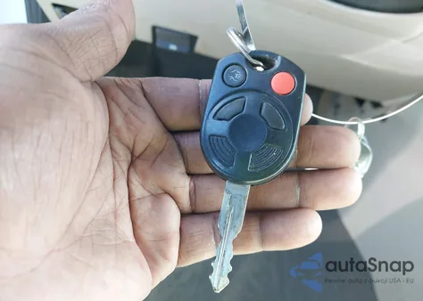 2012 Ford Escape Xlt from USA, damaged, VIN 1FMCU9DG3CKB80527